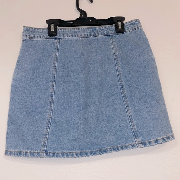 Forever 21 Zipper Mini Skirt - Picture 2 of 4